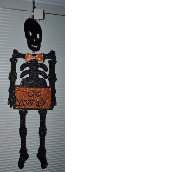 Halloween Decorations 21 Pc Window Clings, Hanging Skeletons, Table Decor etc - Picture 2 of 5
